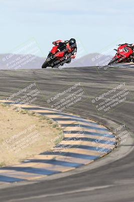 media/Nov-16-2025-Race Pace (Sun) [[8c5fa54630]]/Verified Riders/1-Turns 9 and 10 (925am)/